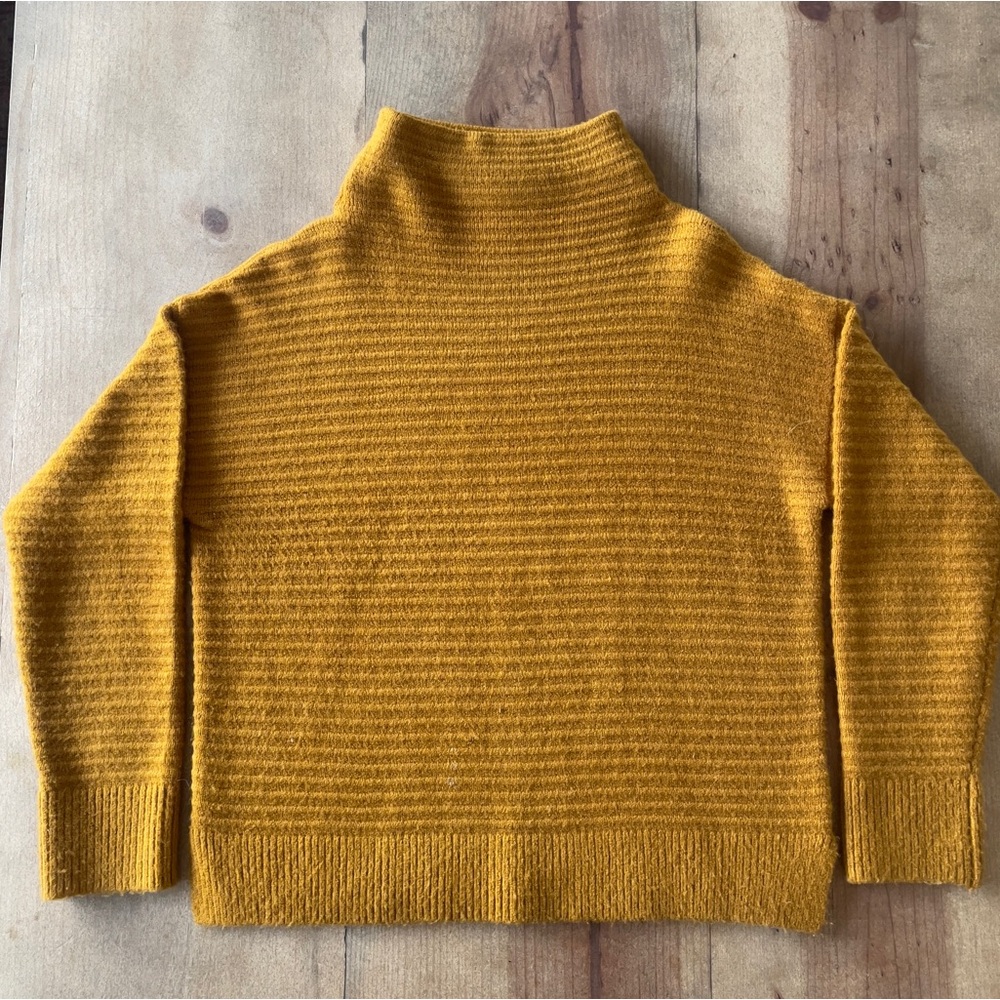 EUC Madewell Belmont Mock Neck Ribbed Sweater in Coziest Yarn, Mustard, Small